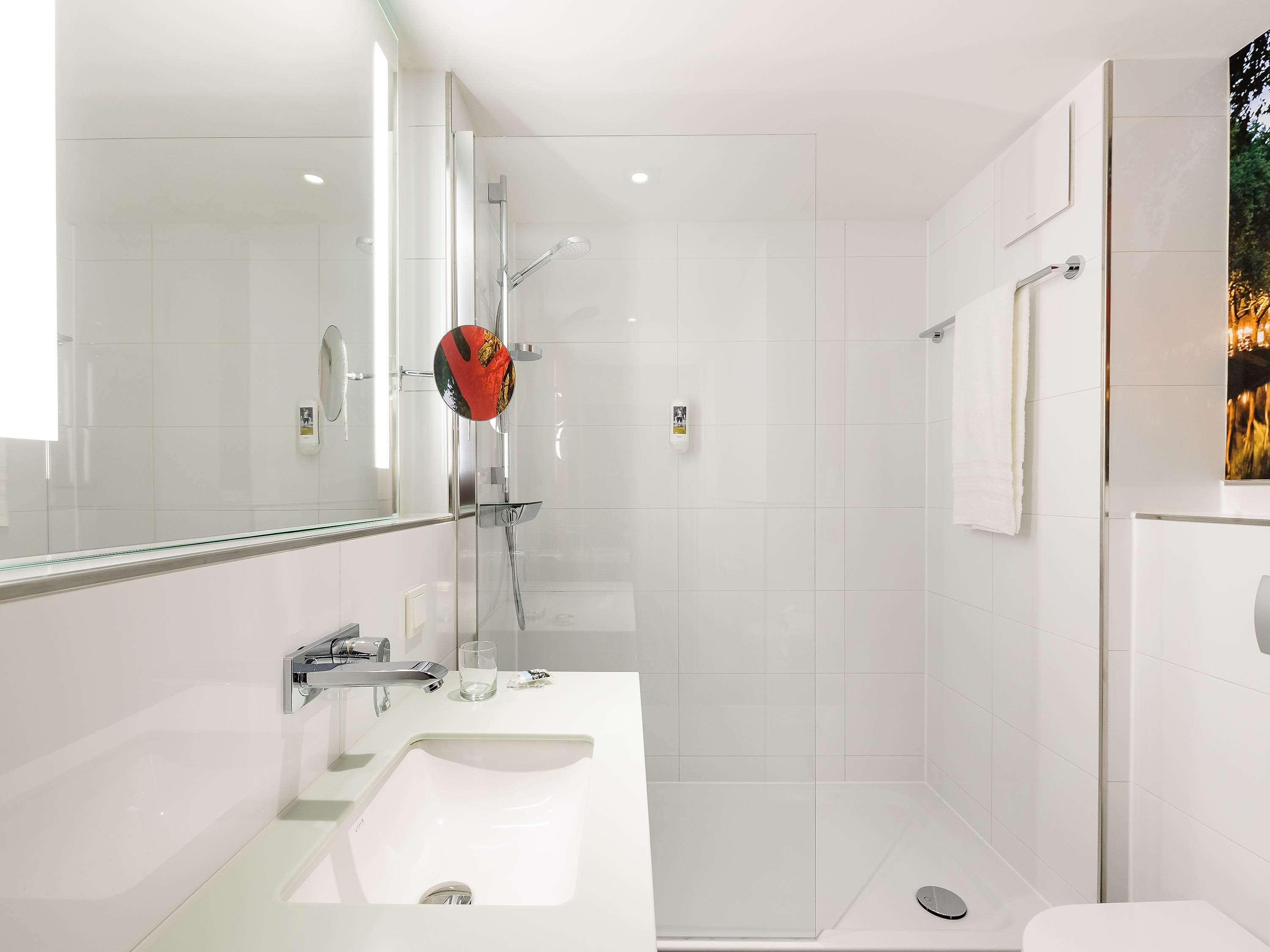 Mercure Hotel Duesseldorf Zentrum Екстер'єр фото
