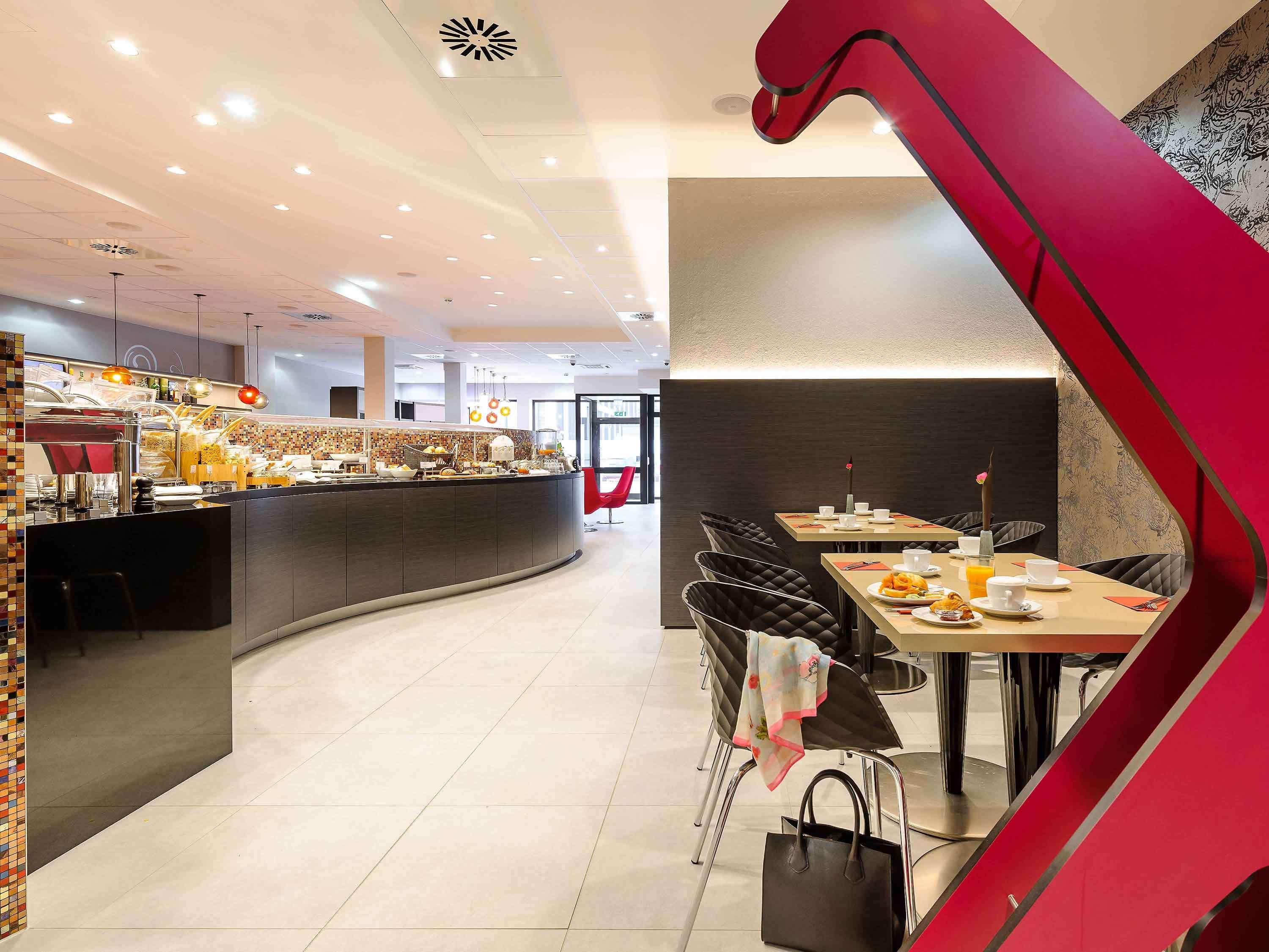 Mercure Hotel Duesseldorf Zentrum Екстер'єр фото