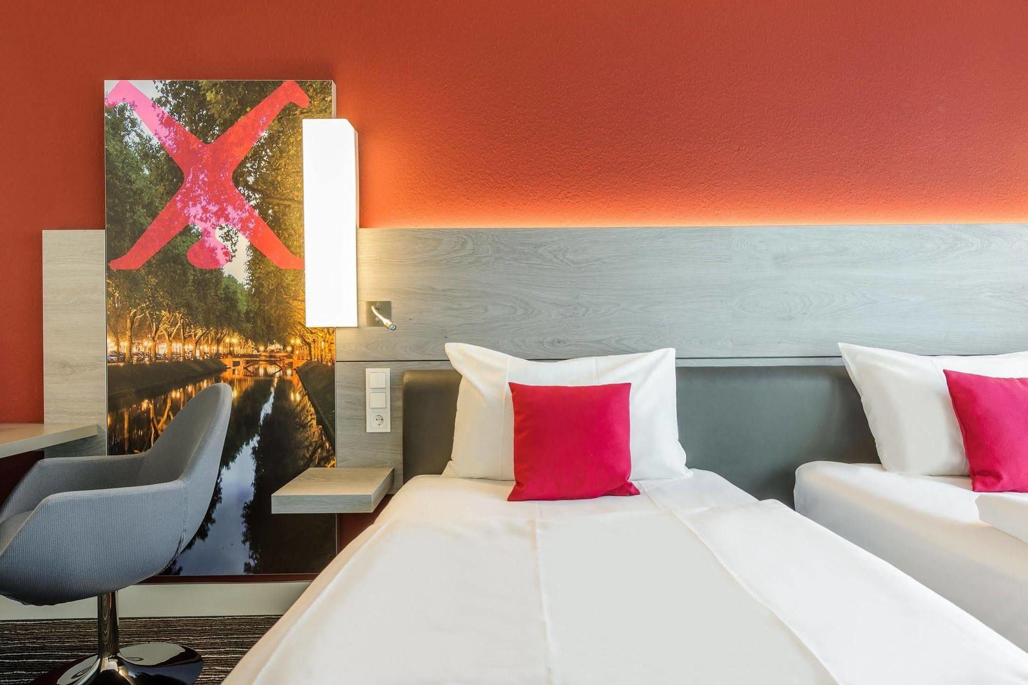 Mercure Hotel Duesseldorf Zentrum Екстер'єр фото