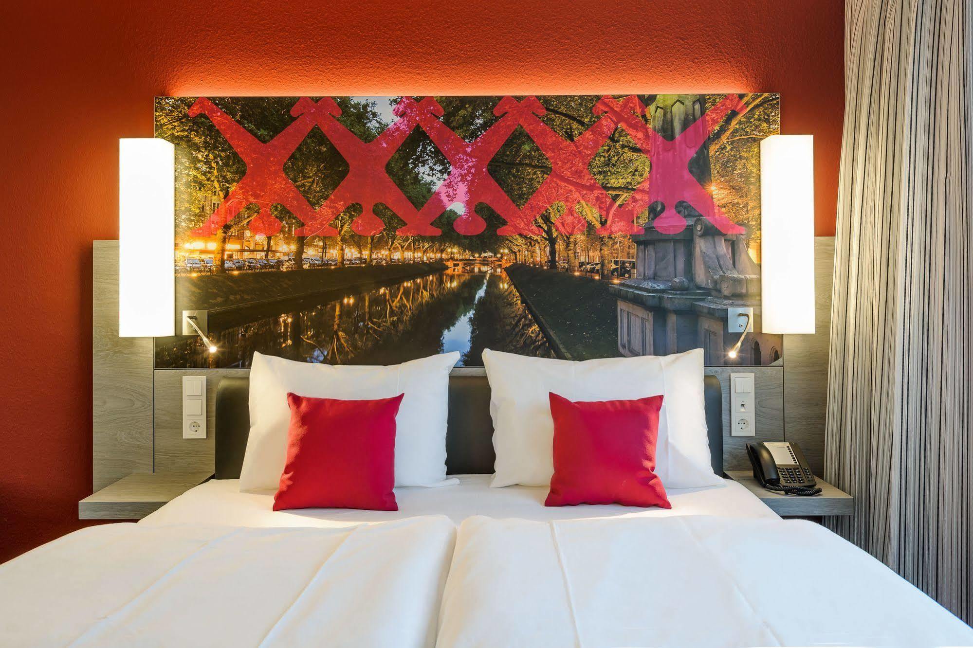 Mercure Hotel Duesseldorf Zentrum Екстер'єр фото