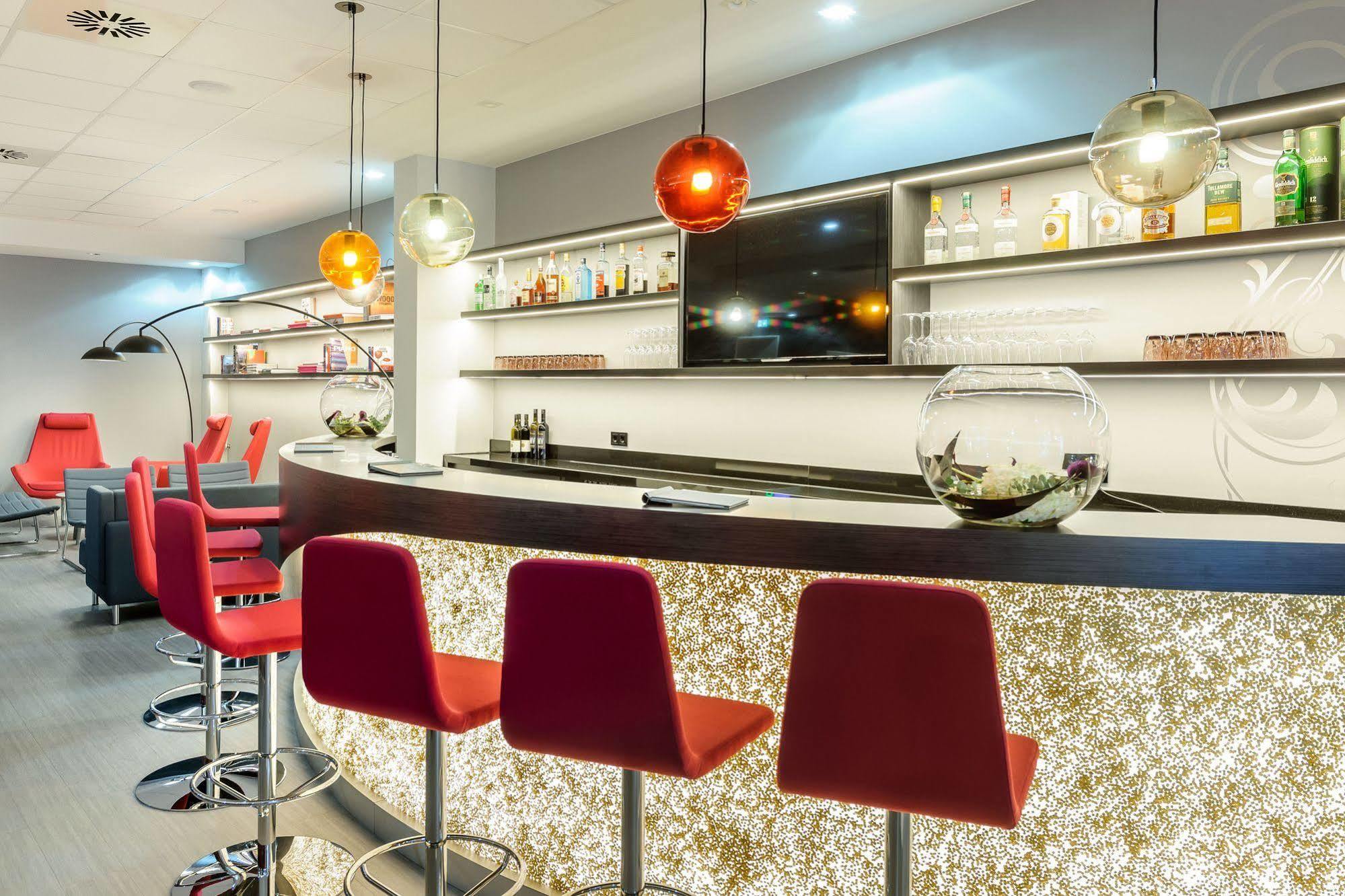 Mercure Hotel Duesseldorf Zentrum Екстер'єр фото
